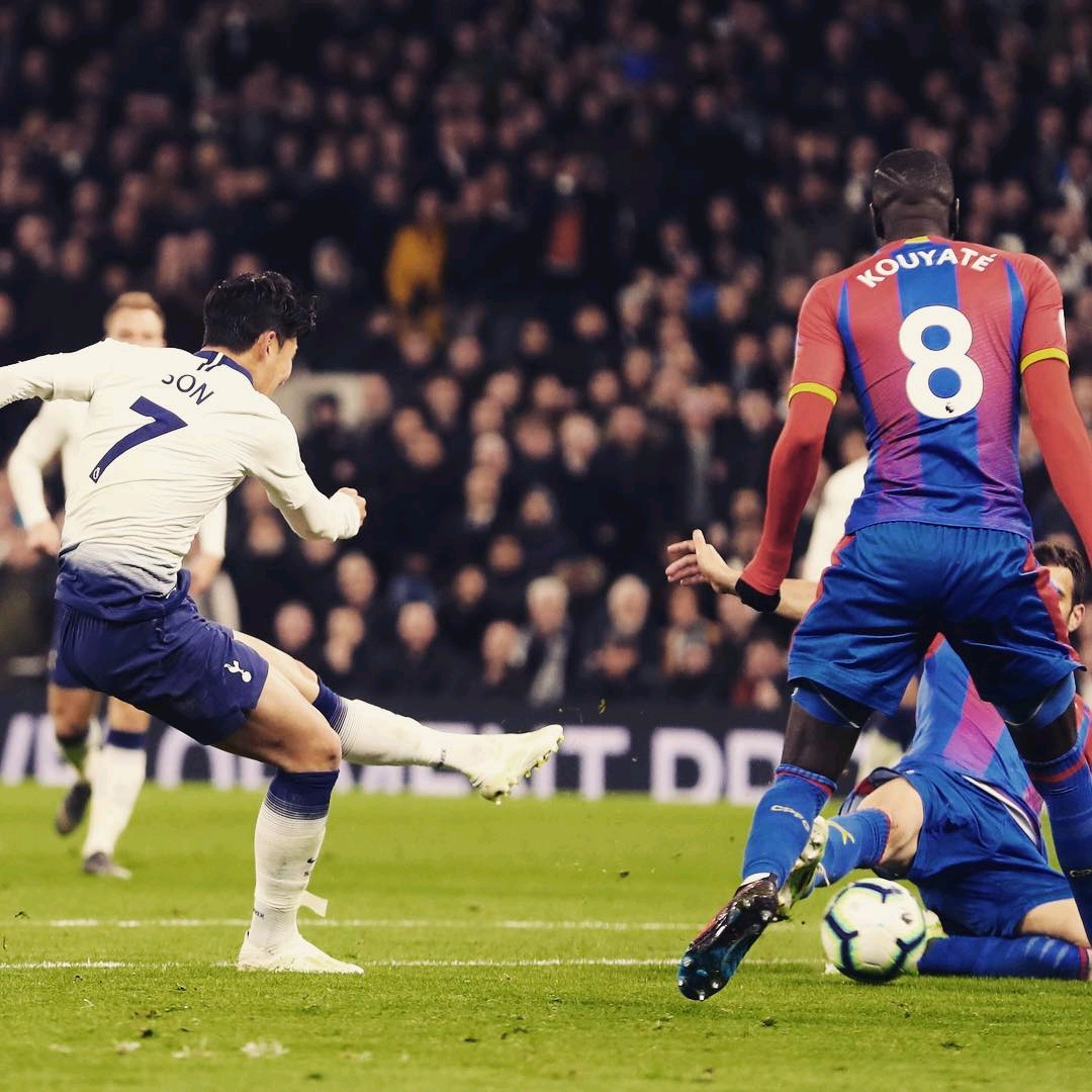 綠茵場上持 綠茵場上持